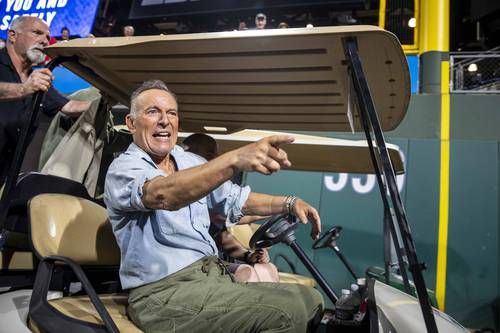 Bruce Springsteen ofrece una “oración de agradecimiento” tras el tiroteo en la cena de corresponsales de la Casa Blanca