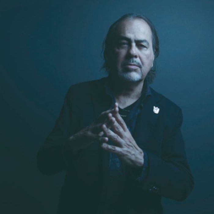 José Manuel Aguilera presenta ‘Tinta negra y roja’ en el Foro La Paz