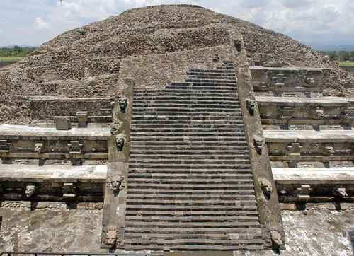 Arqueólogo advierte que el Templo de la Serpiente Emplumada en Teotihuacán sufre daños severos y podría desaparecer en 100 años