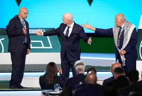 Dirigente palestino rechaza foto con representante israelí durante el Congreso de la FIFA