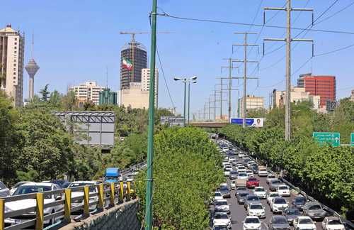 ee-uu-realiza-ataques-de-autodefensa-en-el-sur-de-iran-se-reportan-explosiones-en-bandar-abbas