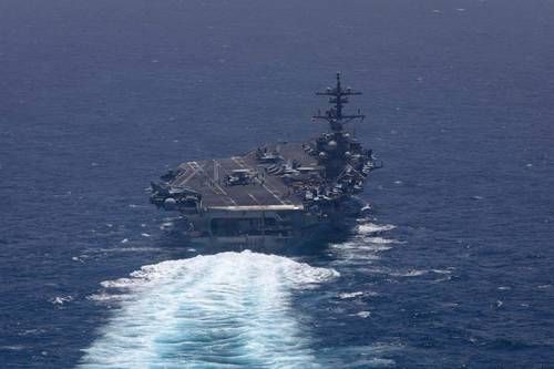 Estados Unidos e Irán intercambian fuego en el estrecho de Ormuz; EU dice haber repelido ataques