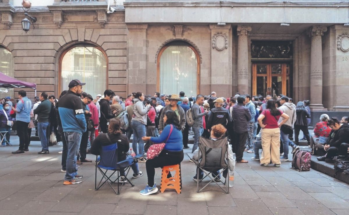 filas-por-las-monedas-conmemorativas-del-mundial-2026-tras-inicio-de-canje-de-banxico