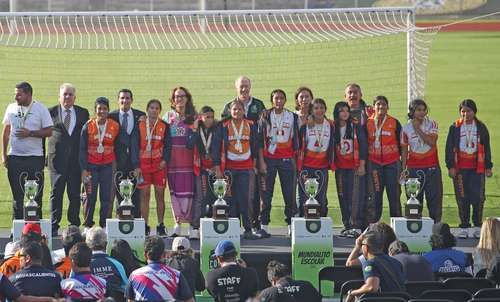 Ganadores de la Copa CONADE y el Mundialito Escolar se coronan en el Olímpico Universitario
