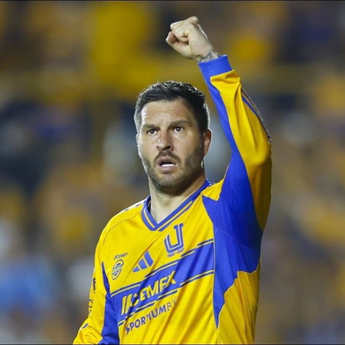 Gignac habría cortado comunicación con la directiva de Tigres tras homenaje