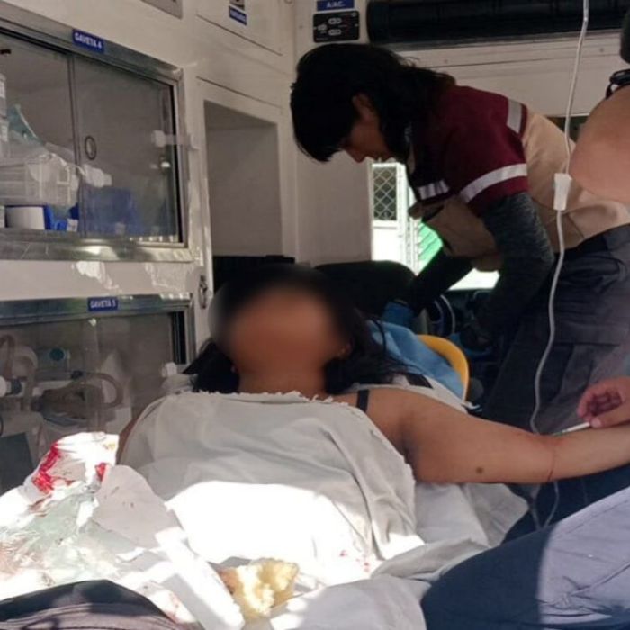 Mujer de 22 años da a luz en la TAPO; madre y bebé están estables
