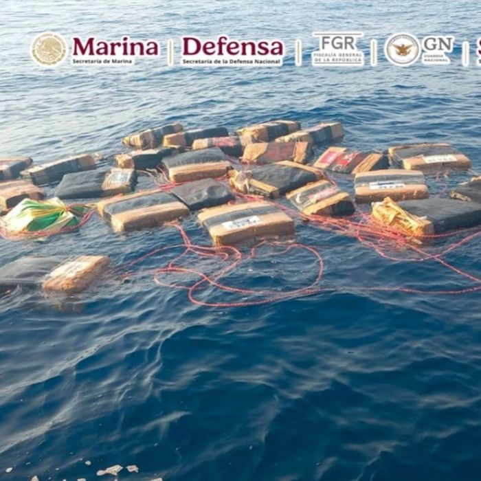 Semar asegura más de 2 toneladas de cocaína en el Golfo de Tehuantepec