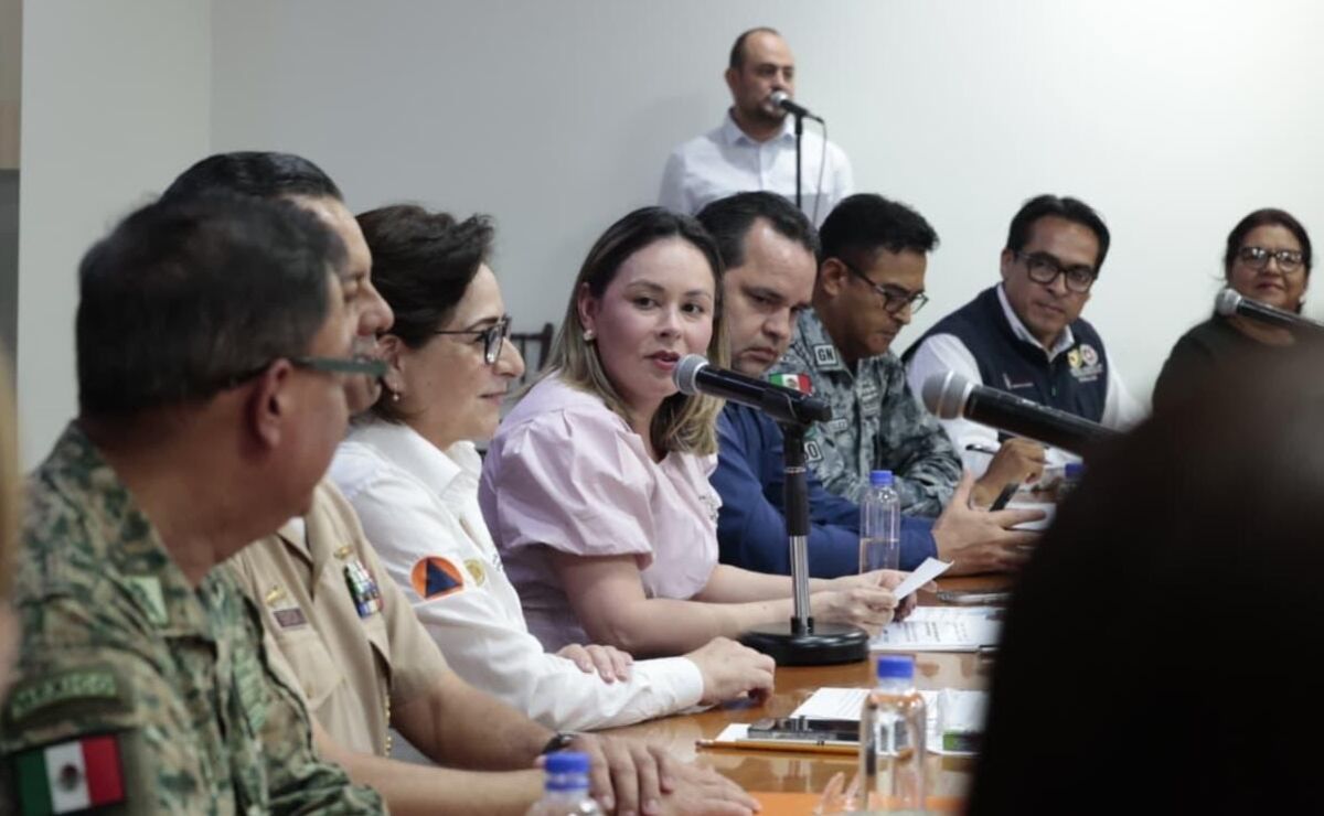 proteccion-civil-instala-puesto-de-comando-en-sinaloa-habilitan-136-refugios-para-mas-de-51000-personas