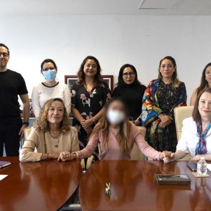 Secretaría de las Mujeres acompaña a colectiva en caso contra magistrado del TFJA